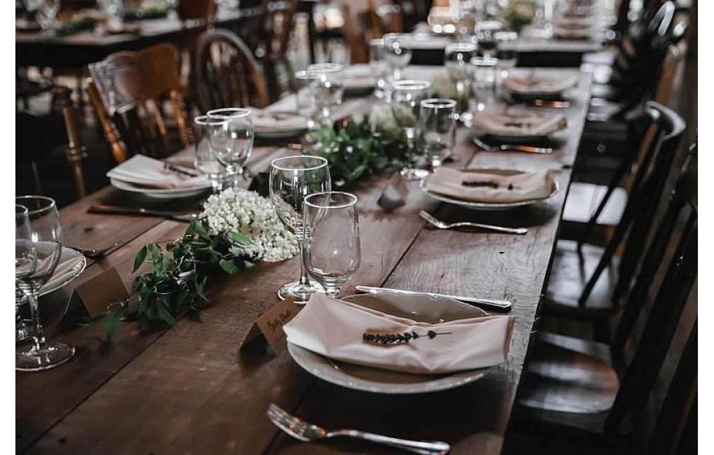672_table_setting.jpg